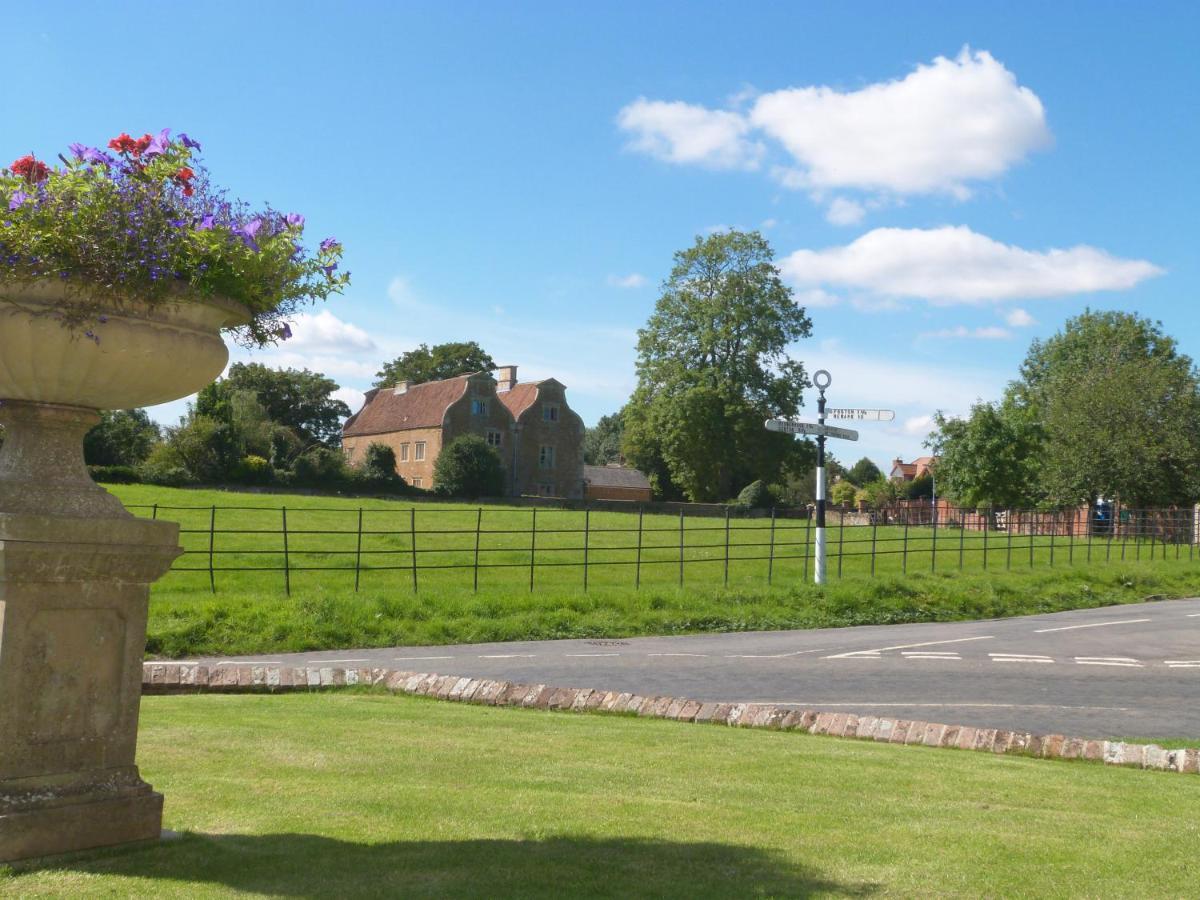 The Barn, Boutique Self-Catering Apartment - Belvoir Suite Allington  Exterior photo